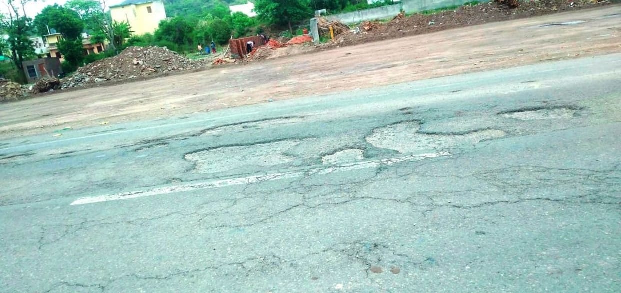 NH in bad shape, not repaired for a year