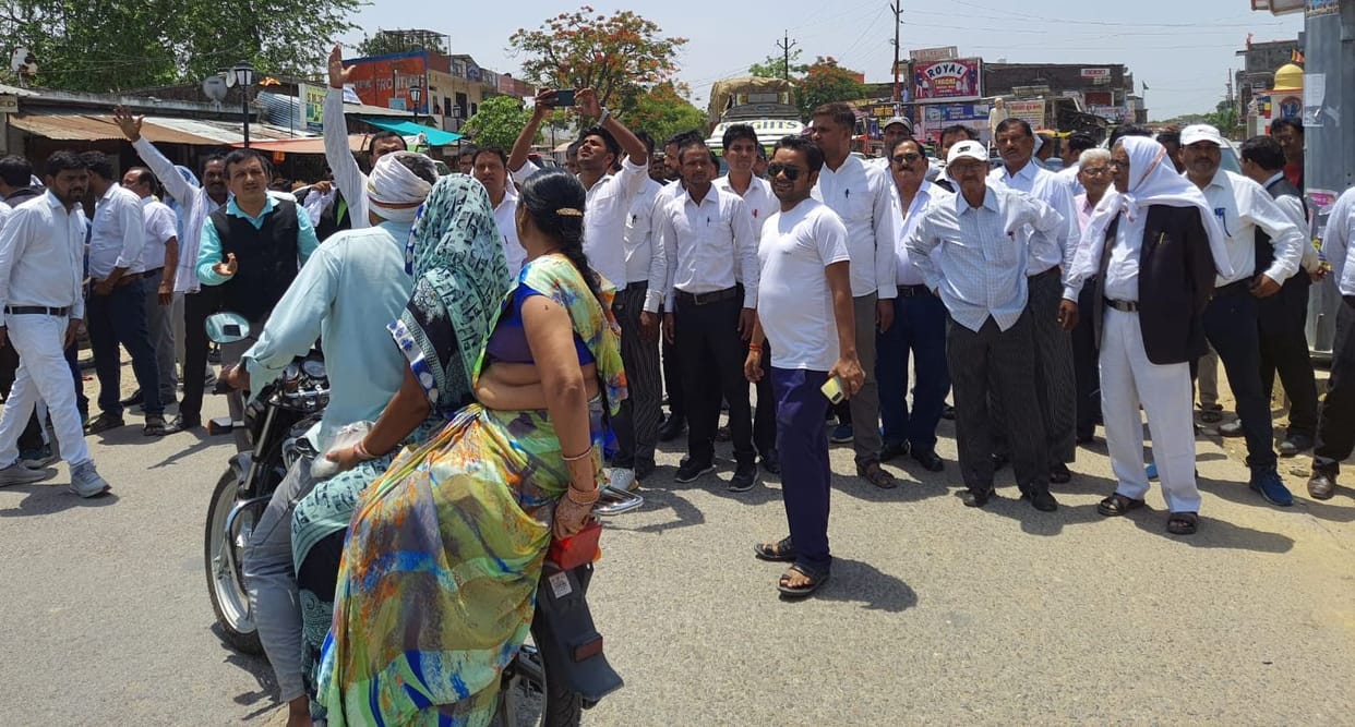 advocates demand to arrest