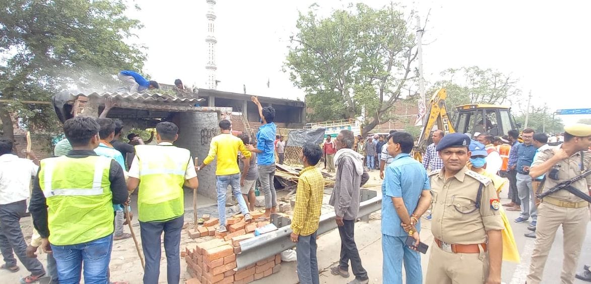 Campaign to remove encroachment of highway started