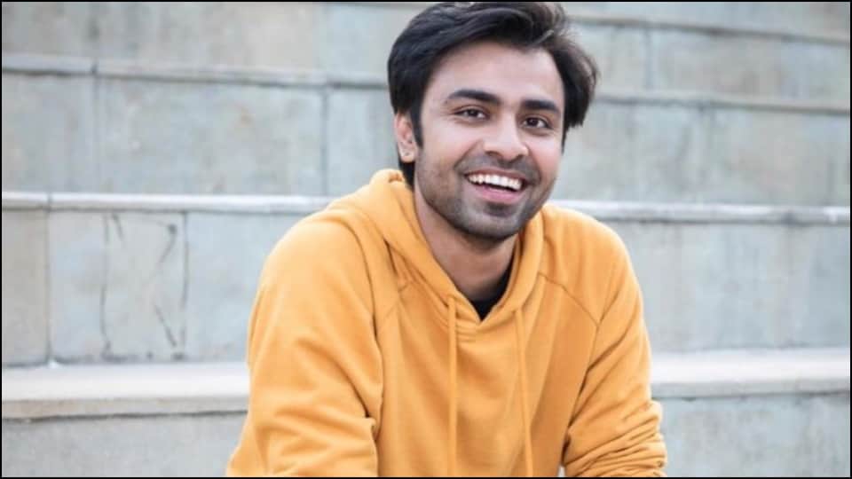 Panchayat Web Series Actor Jitendra Kumar Is Famous With Jeetu Bhaiya Role Know About Him