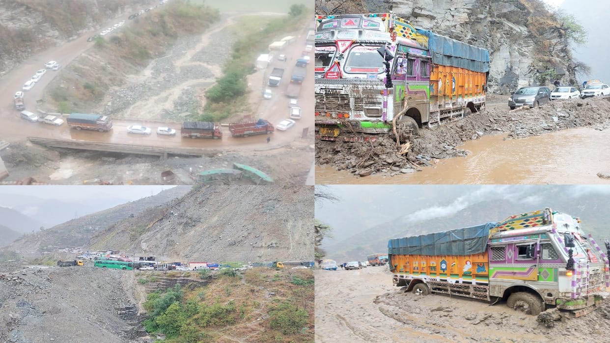 Landslide in Dayod on Chandigarh-Manali NH in mandi himachal, road blocked for 12 hours