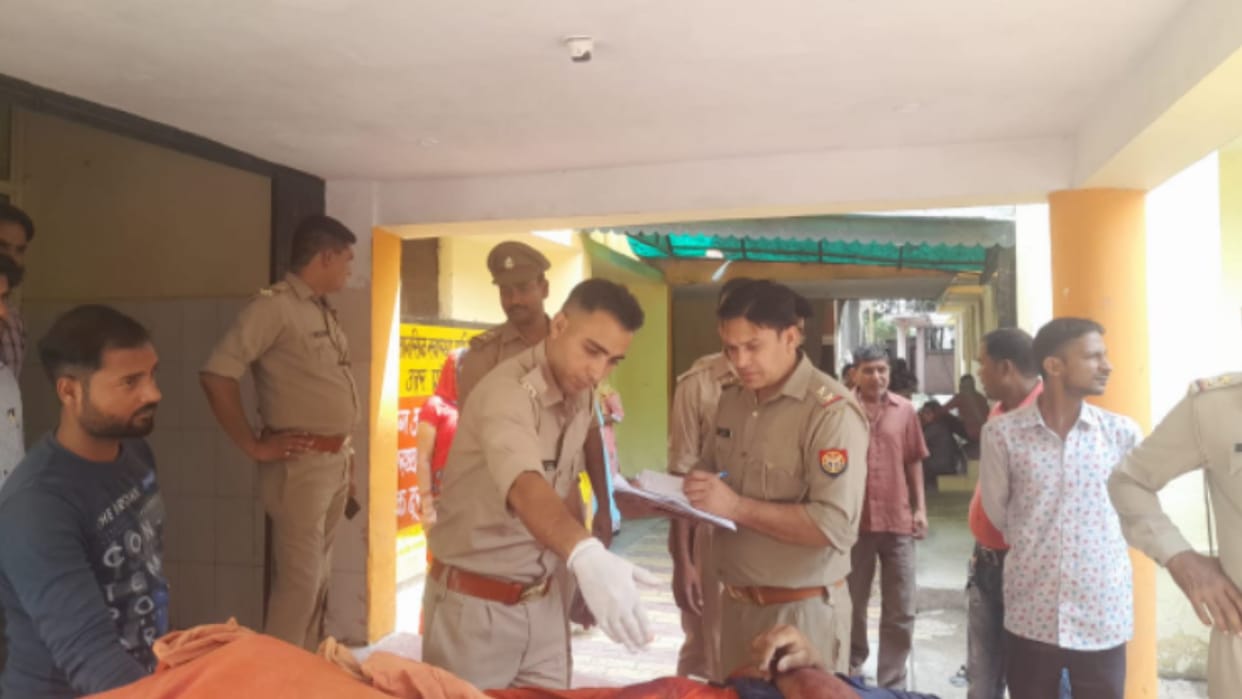 Meerut: Two youths died in a road accident in Sardhana,one injured