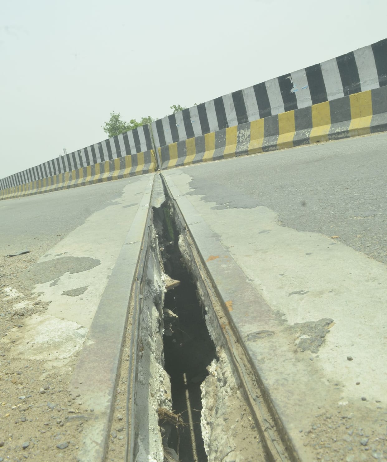 Overbridge of corruption built in cracking five years