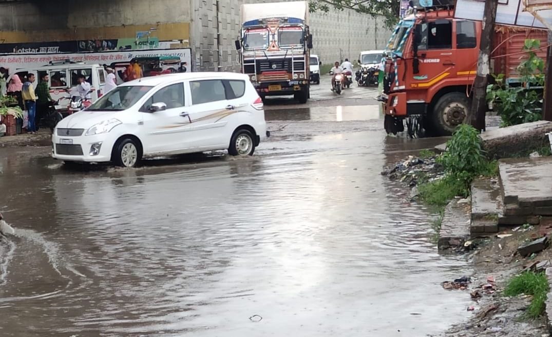 barish,bijli,nuksaan