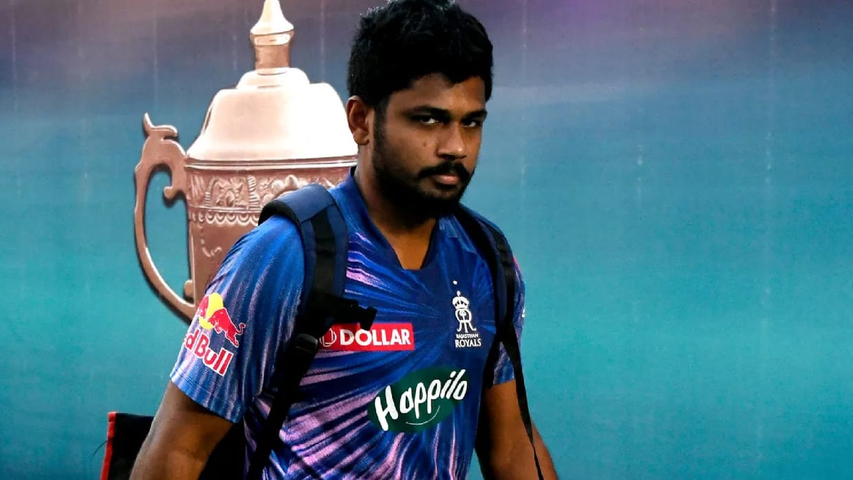 IPL 2022 GT vs RR Sanju Samson lost most toss in a ipl season broke MS Dhoni record