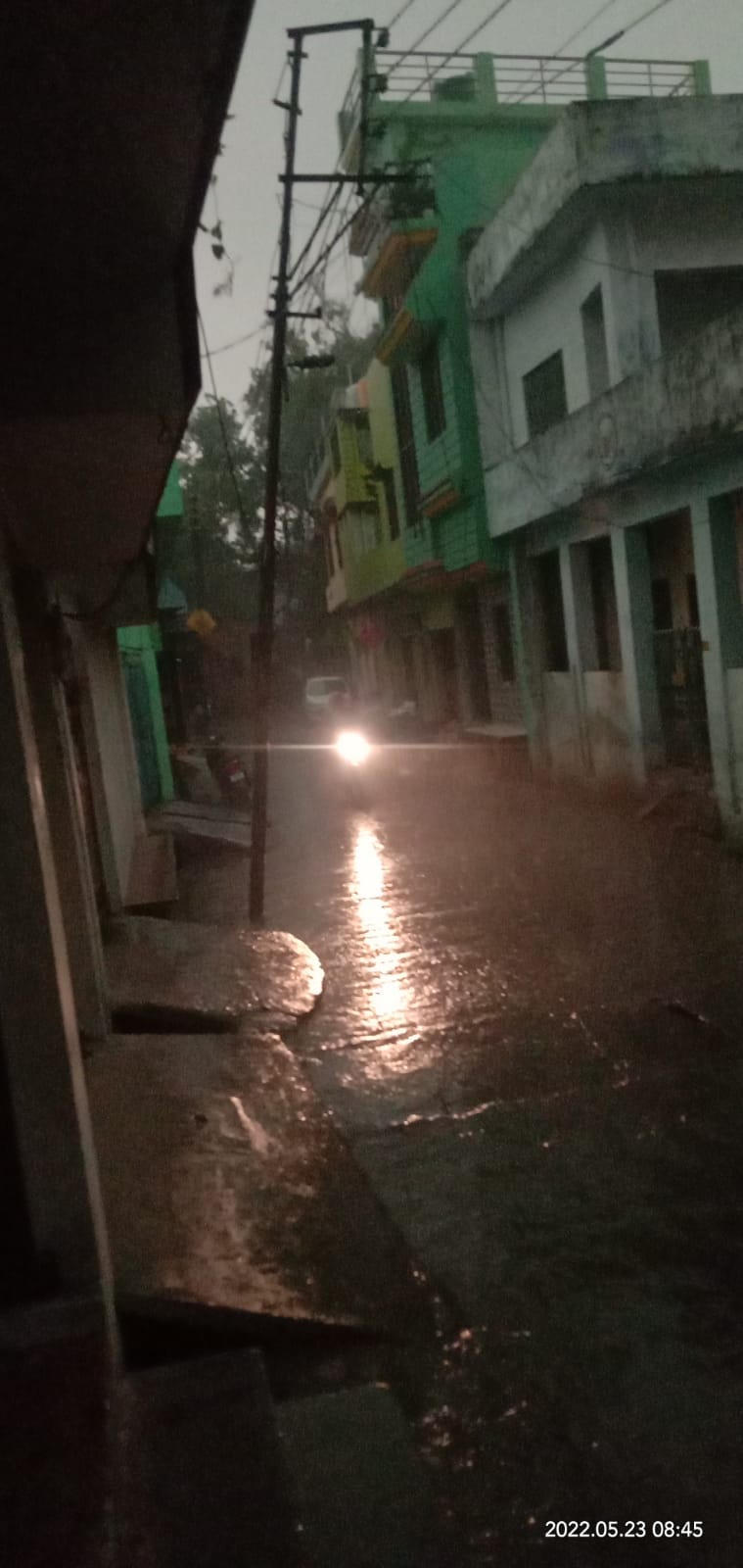 In the first rain itself, the poles of the open cleaning campaign, the streets became ponds