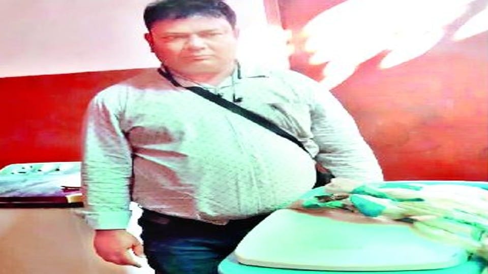 Ultrasound center registered in 15 places in the name of a doctor in Etah