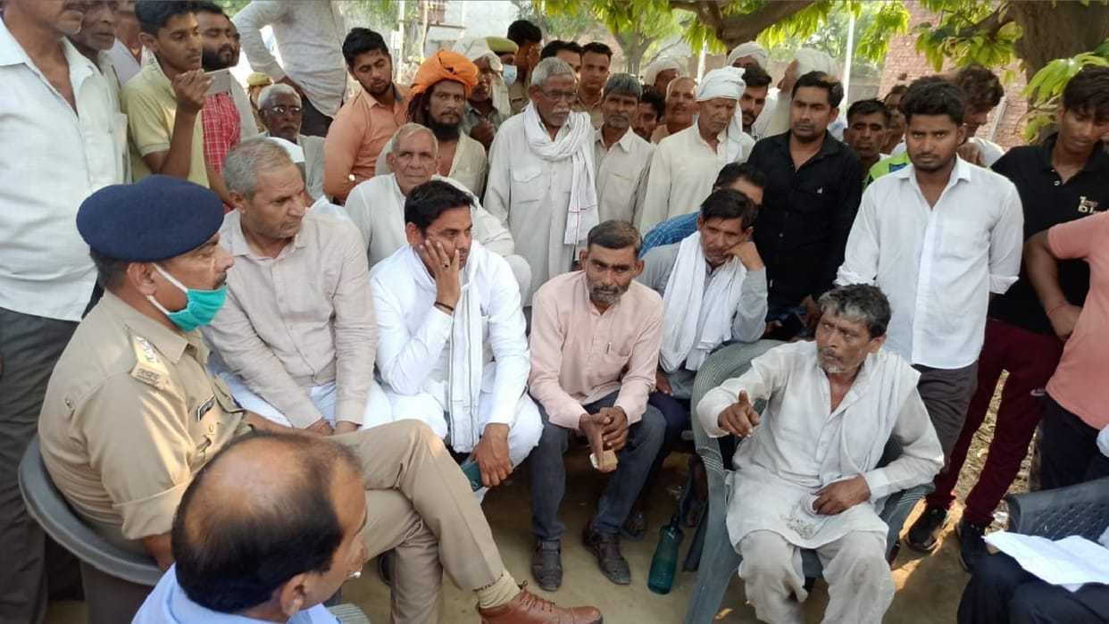 The girl was cremated after case was registered against six policemen including sub inspector in Baghpat