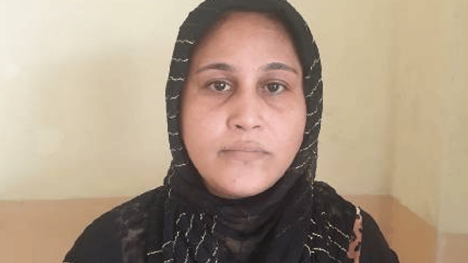 Bhopal police arrest Looteri Dulhan, a mother of four, for allegedly looting 15 people after marrying them