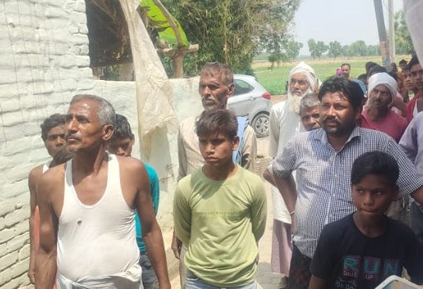 hardoi news,Mason fell after slipping while living under construction, died