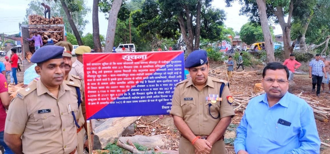 Assets worth seven crores of gangster Mujeeb's close ones seized