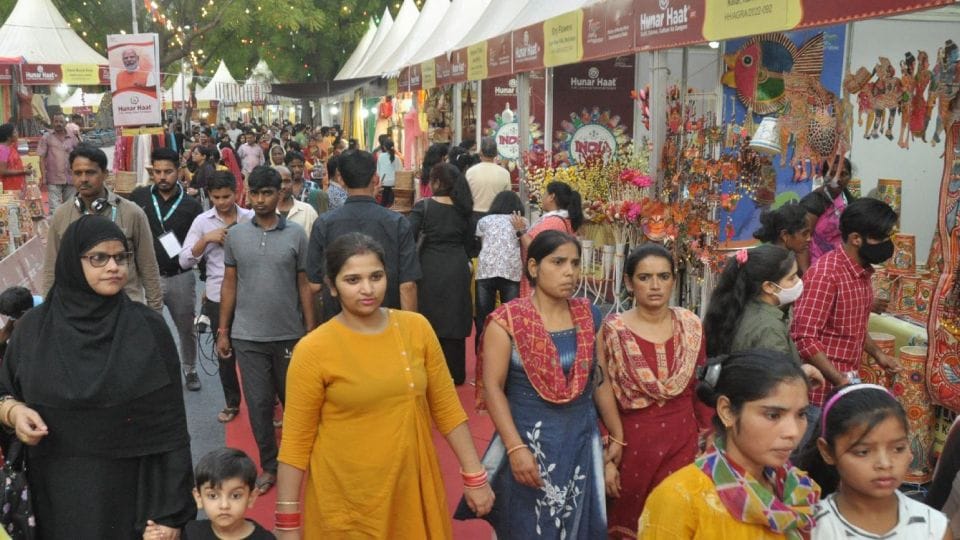 Wooden jewellery and Baghpat Bed sheets attractive in Hunar Haat Agra
