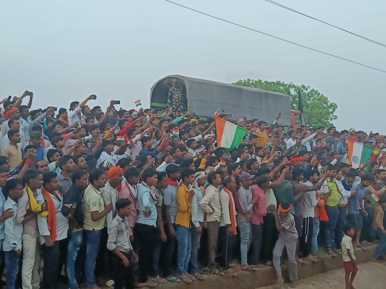 Chaos as soon as body of CRPF jawan reached home