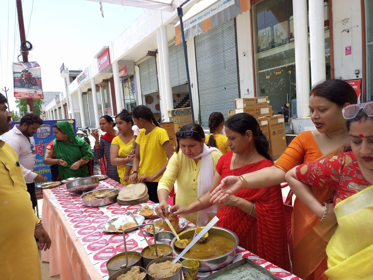 Praise of Hanumant on the second big Mars of Jyestha month
