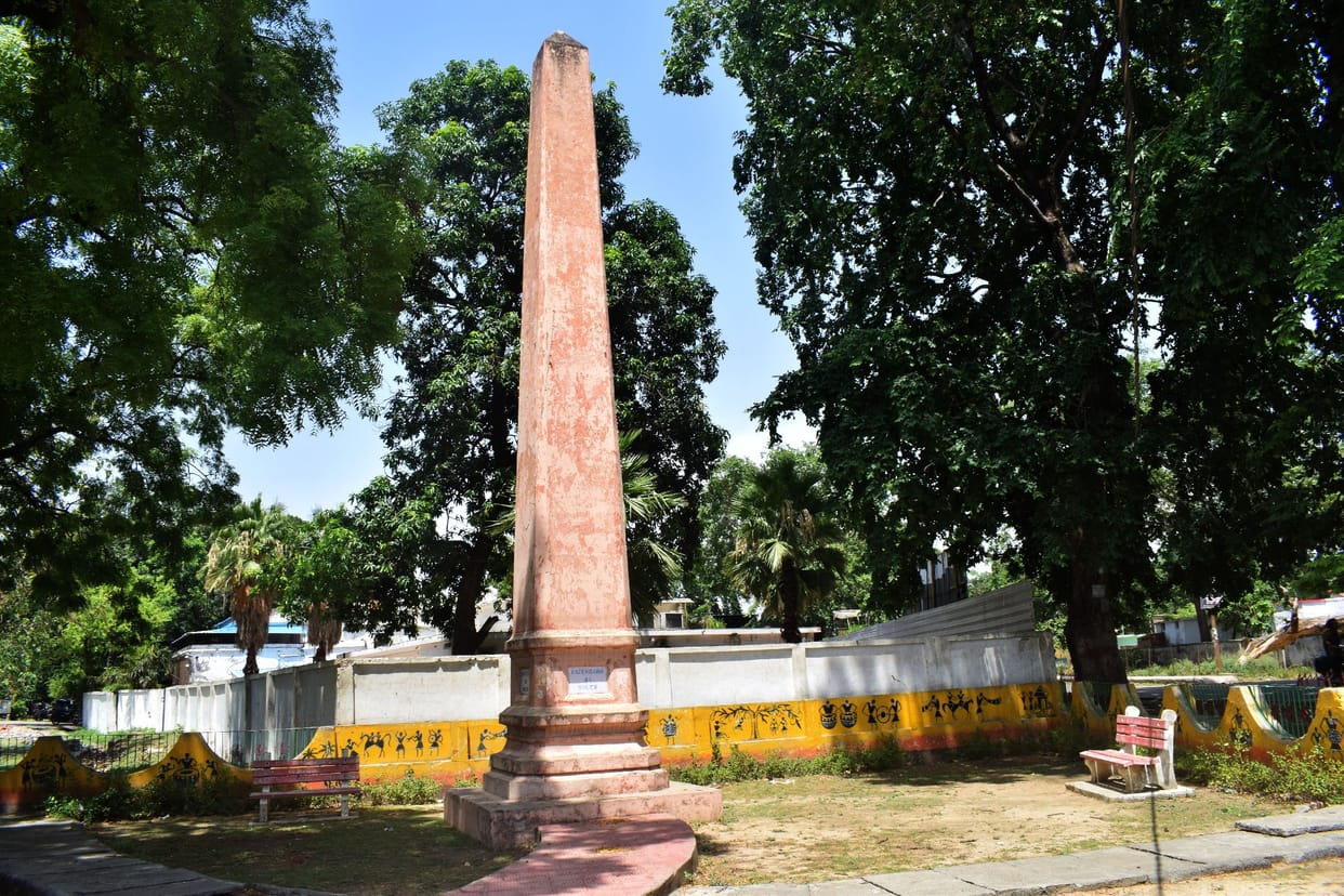 The pillar of the city's officers colony is 154 years old