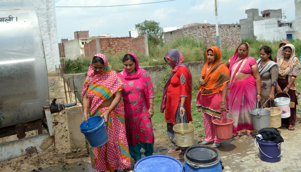Electricity stalled in storm and rain, people crave for water