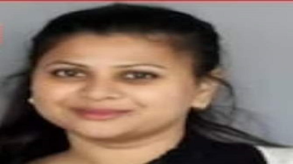 BJP leader Kishore Upadhyay s sister in law Naziya yusuf arrested in fraud case