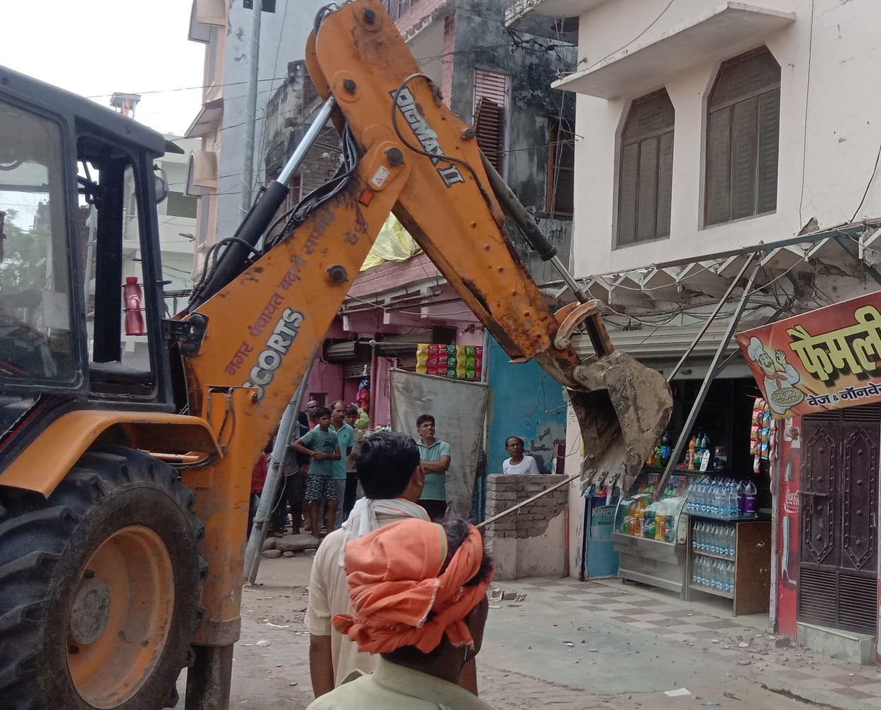 Administration's bulldozer on encroachment