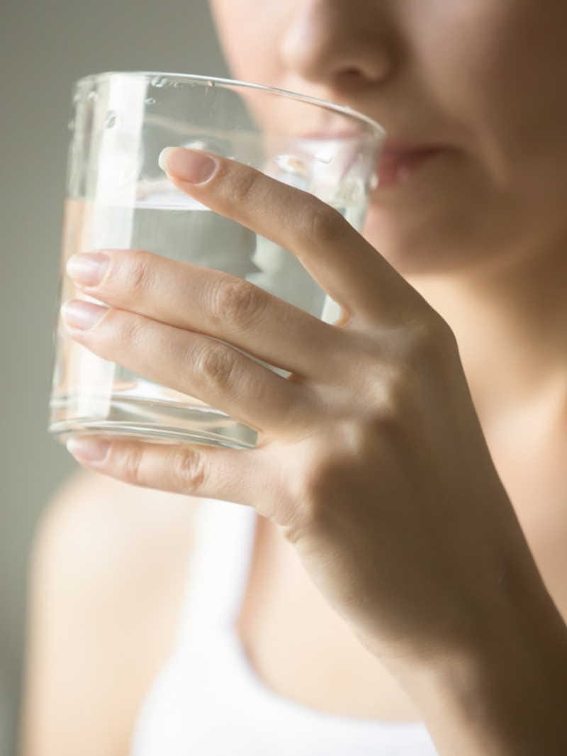 bad habits for overall health, smoking alcohol and poor sleep affects health