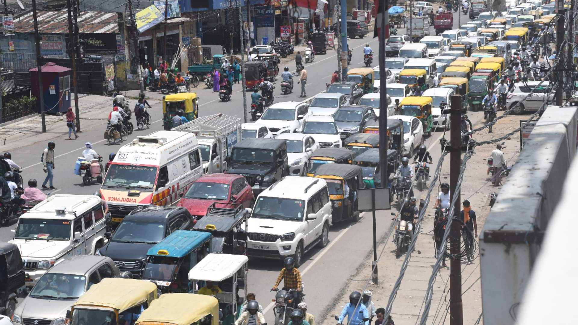 गोरखपुर में जाम।