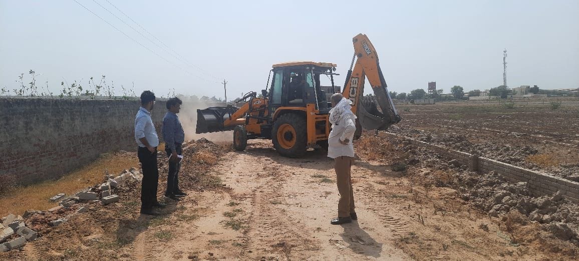 JCB run on illegal colony built in five acres