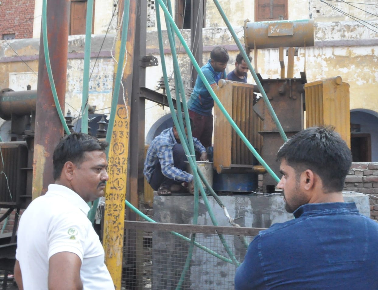 Hathras: In the industrial area, there was power failure for seven hours, the work in the factories was affected.