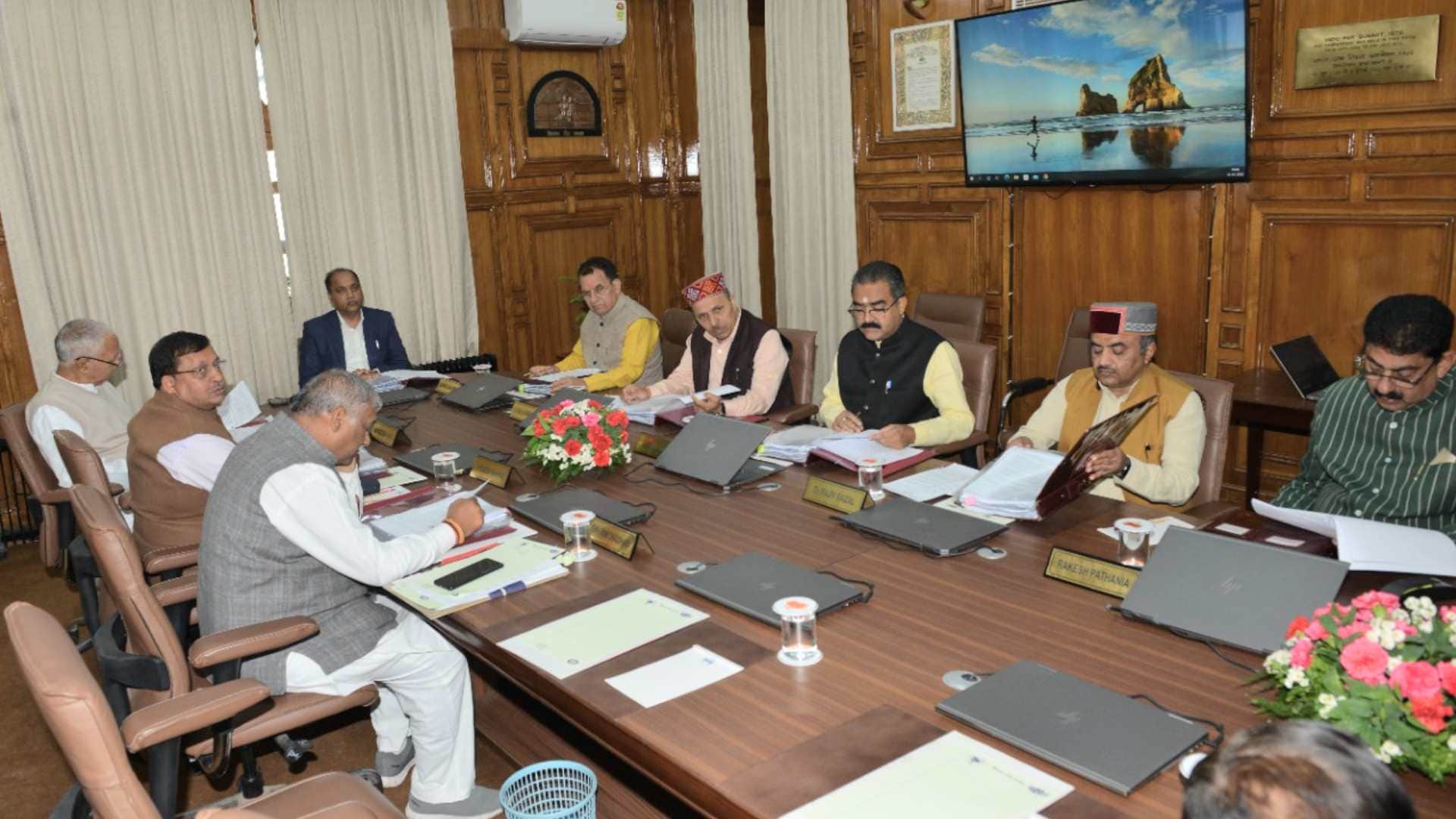 himachal cabinet meeting decisions today: 50 percent discount on bus fare for women, free domestic water supply in rural areas, know big decisions