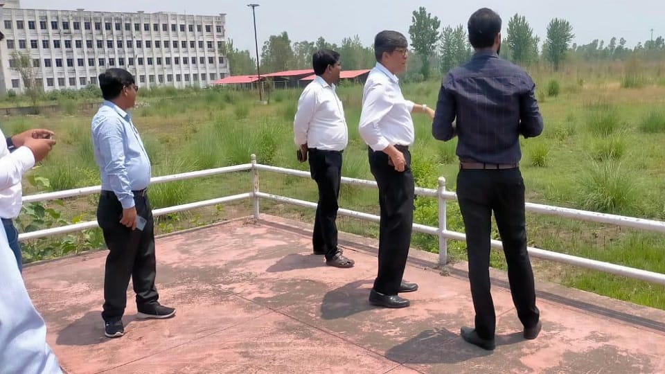 Rampur Home Ministry team camps in Jauhar University took stock of enemy property