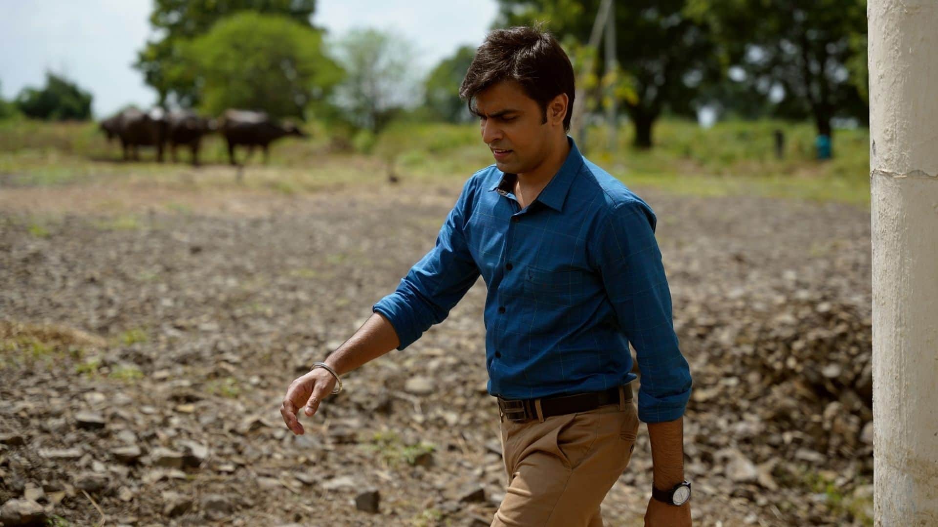 Panchayat Season 2 actor jitendra kumar amazon prime video sachiv ji iit engineer gittu Arvind kejariwal