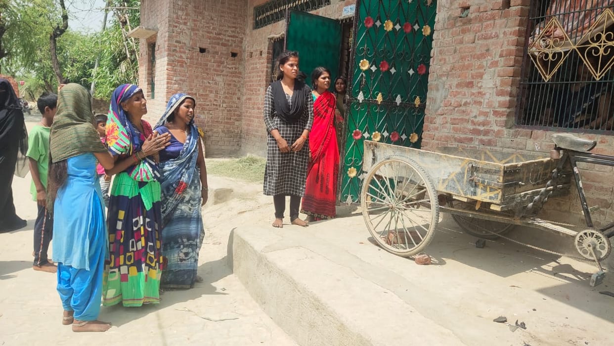 Murder in Jaunpur Old man beaten to death on suspicion of ghosts relatives kept begging for mercy