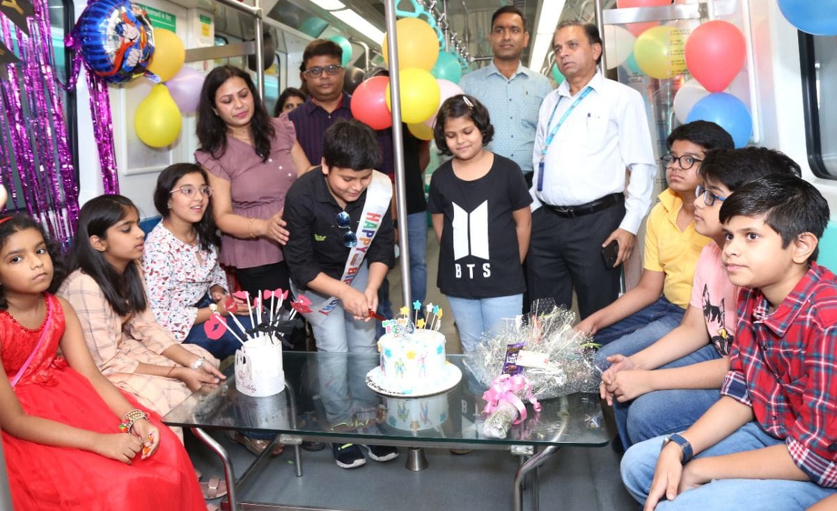 Birthday celebrated in metro coach, you can also book