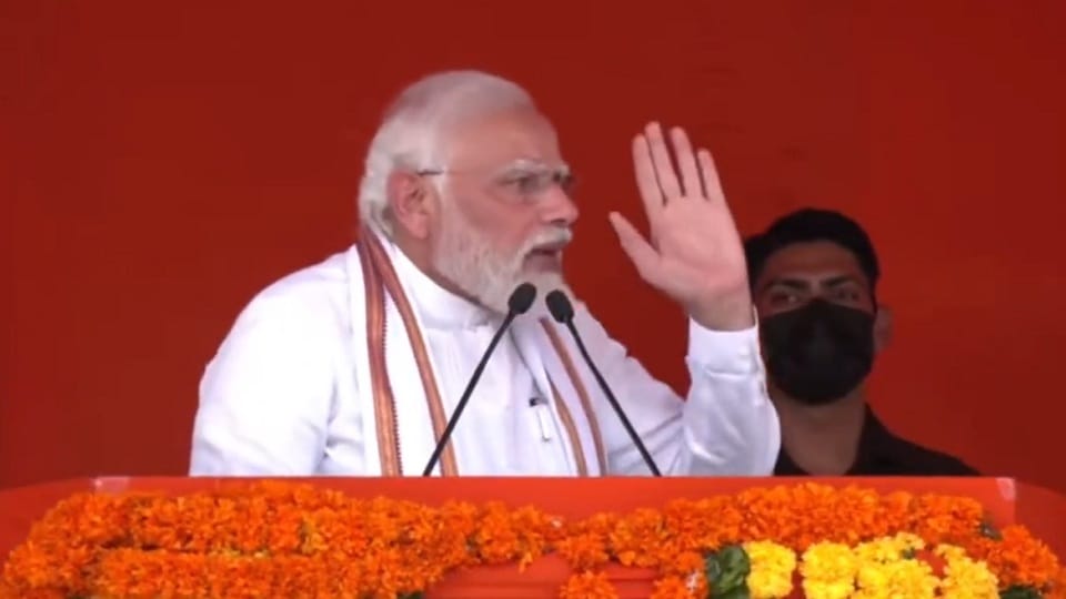 pm modi praised cm yogi in telangana said he has faith in science broke all superstitions