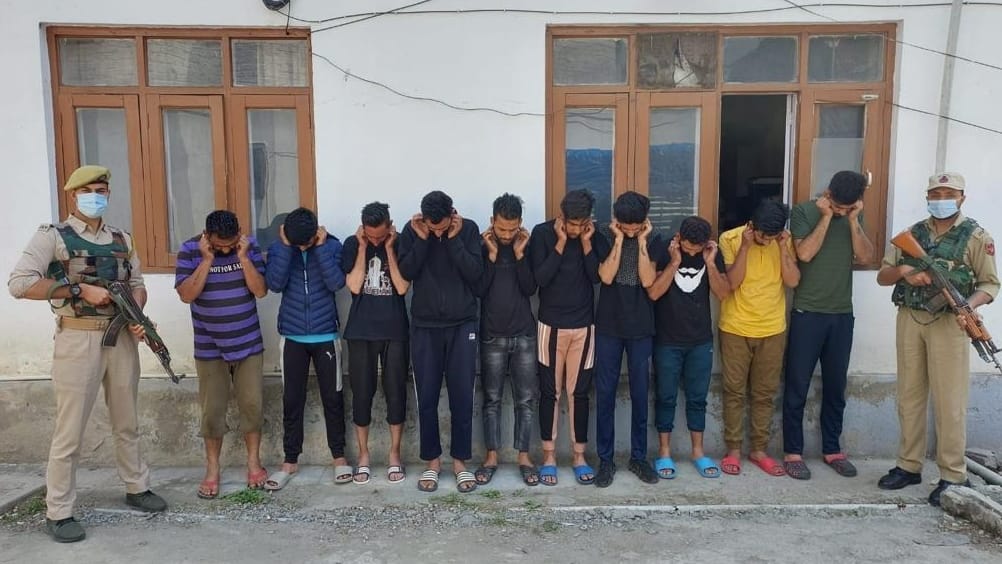 Srinagar Police arrested 10 accused so far in anti national sloganeering and stone pelting outside home of Yasin Malik prior to sentencing in Maisuma srinagar