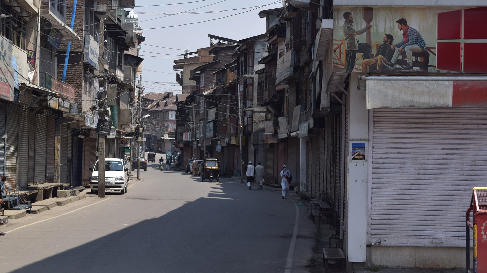 Yasin Malik Sentenced second day Srinagar Some areas closed transport movement continues security forces alert ground condition in photos