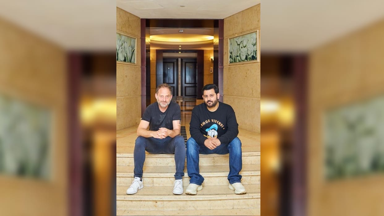 ajay kapoor signs fauda fame international director rotem shamir for his upcoming film garud
