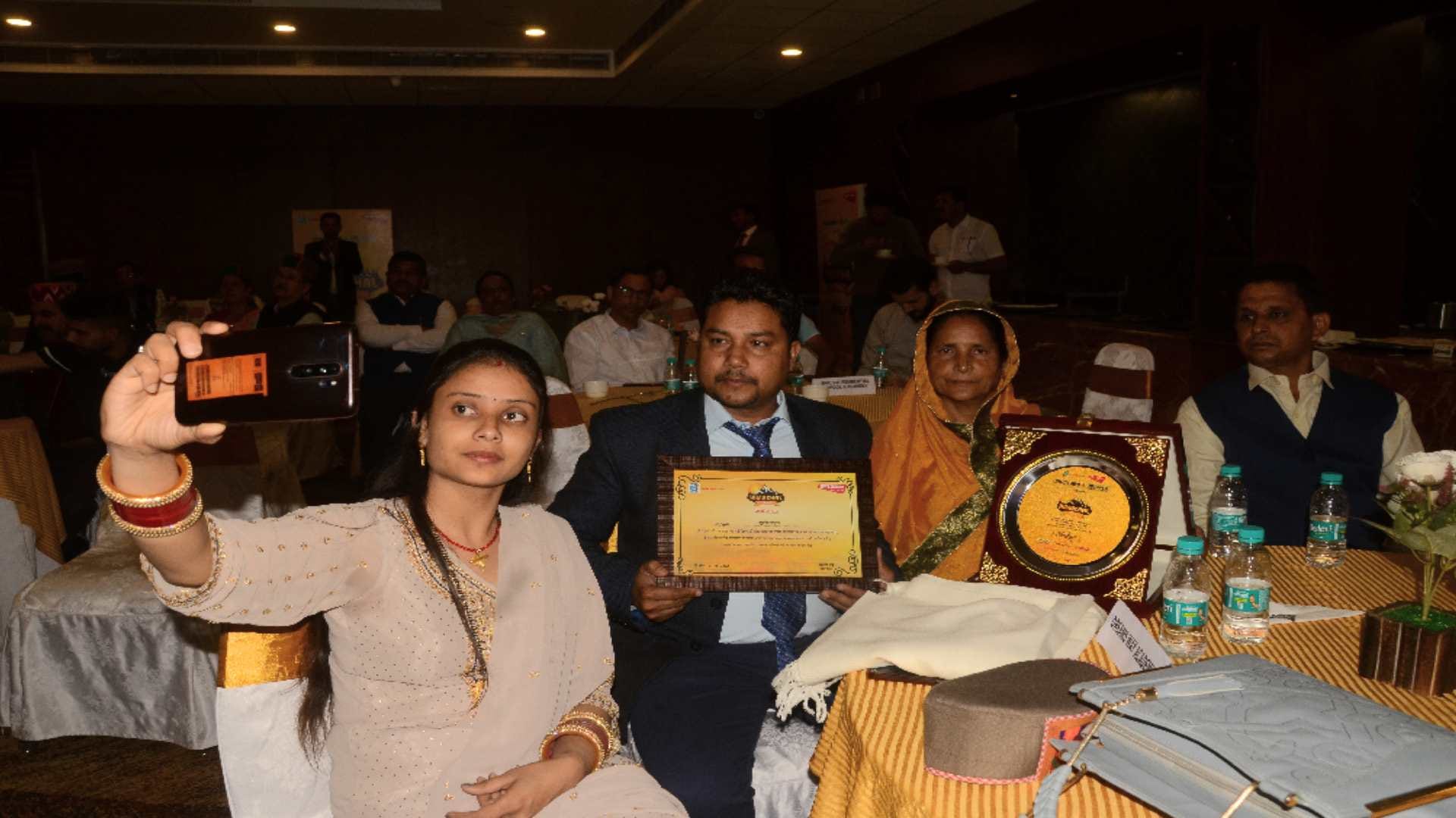 Amar Ujala Himachal Icon abhinandan samaroh held in shimla today