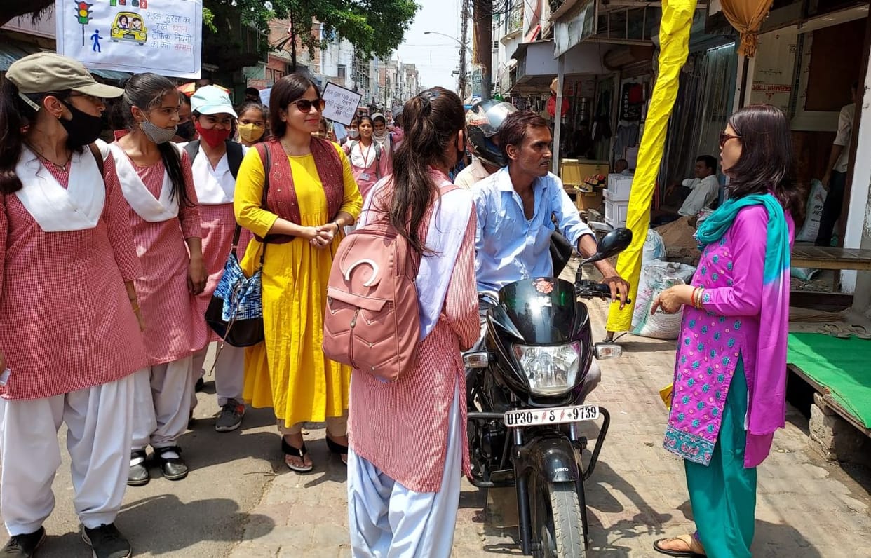 To save from accidents, daughters came out to convince sons