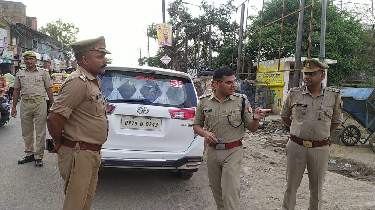 SP furious after seeing the lock on Nijhai post