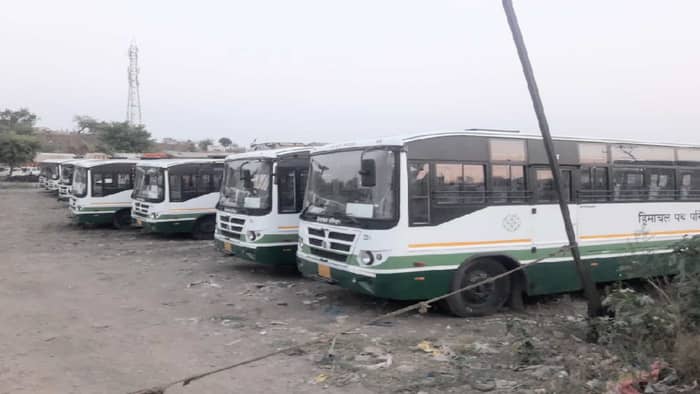 From today 13 special buses will run for Delhi and eight for Chandigarh.