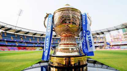 IPL 2022: How much IPL has changed in 15 years, media rights amount has doubled, but the prize money of the winner team has not increased since 2016
