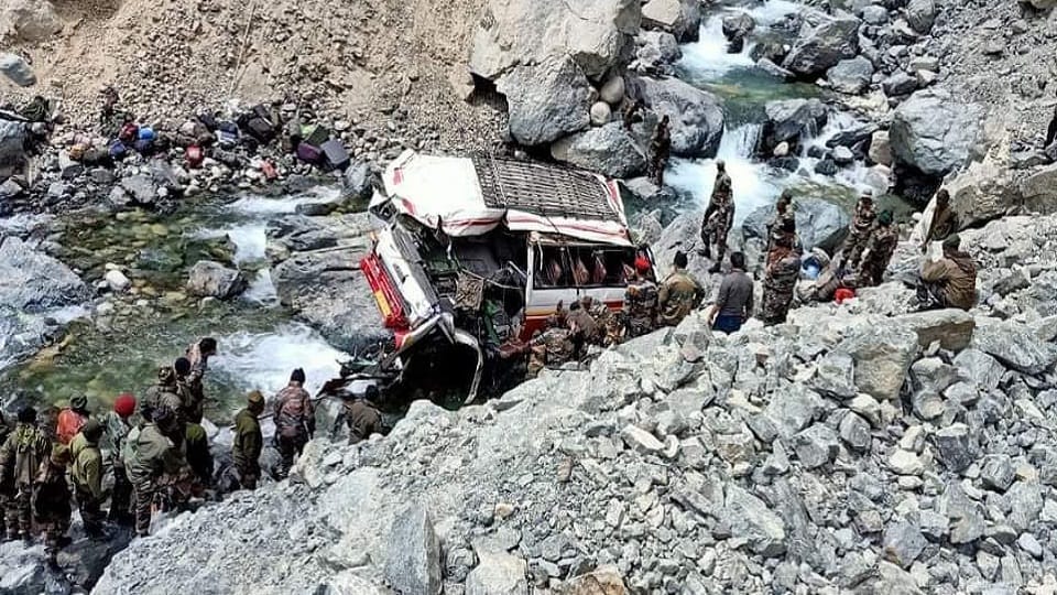 Seven soldiers killed in a road accident in Ladakh 19 injured