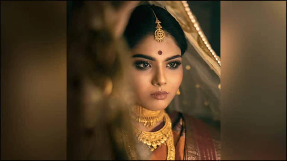 Bengali tv serial actress Manjusha Niyogi found dead in Kolkata,second incident in three days