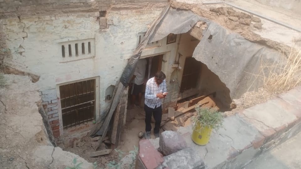 one injured after roof of house collapsed at Pandawala village near Derabassi