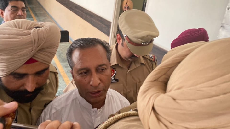 Former Punjab Health Minister Vijay Singla in Mohali court