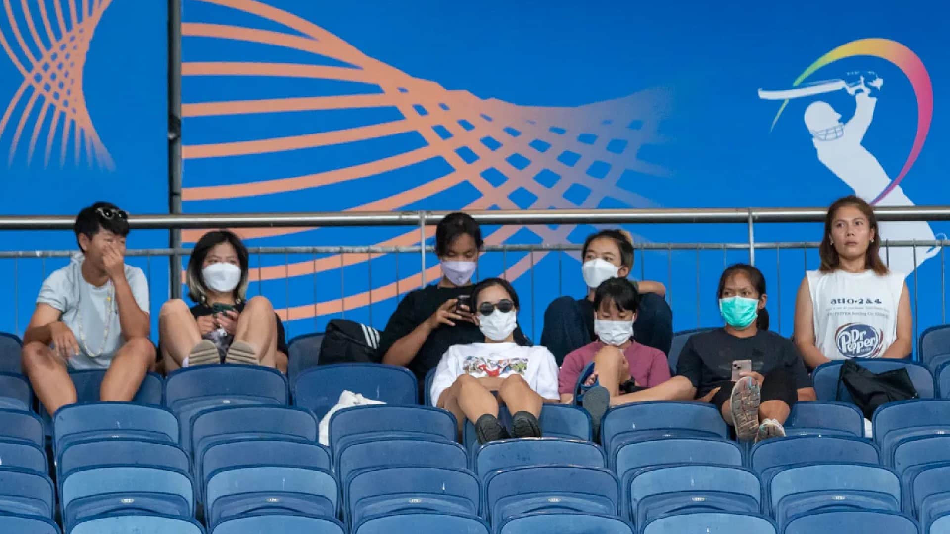 TRL vs VEL Photos Smriti mandhana enjoys batting of Kiran navgire inspite of being opposite captain