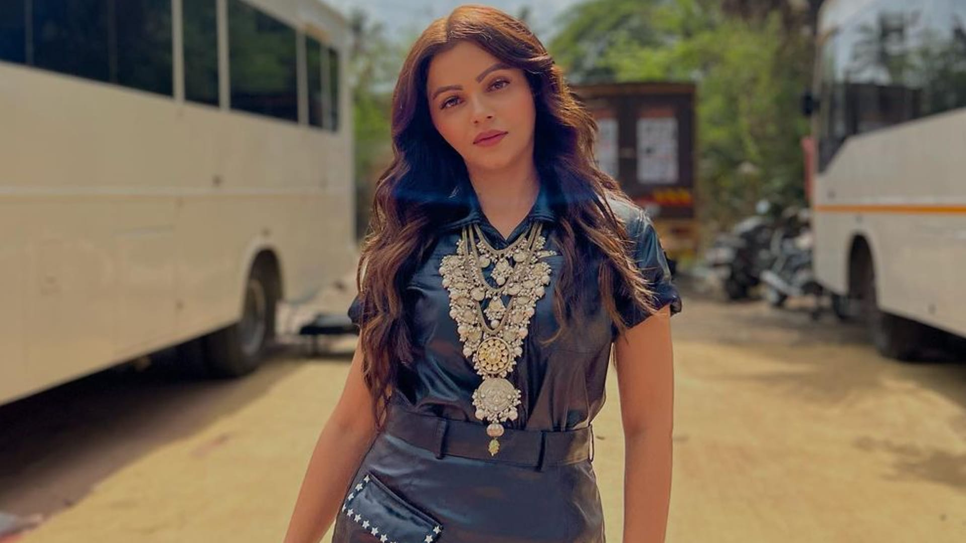 diwali 2022 ayesha singh to mouni roy these tv stars love fireworks