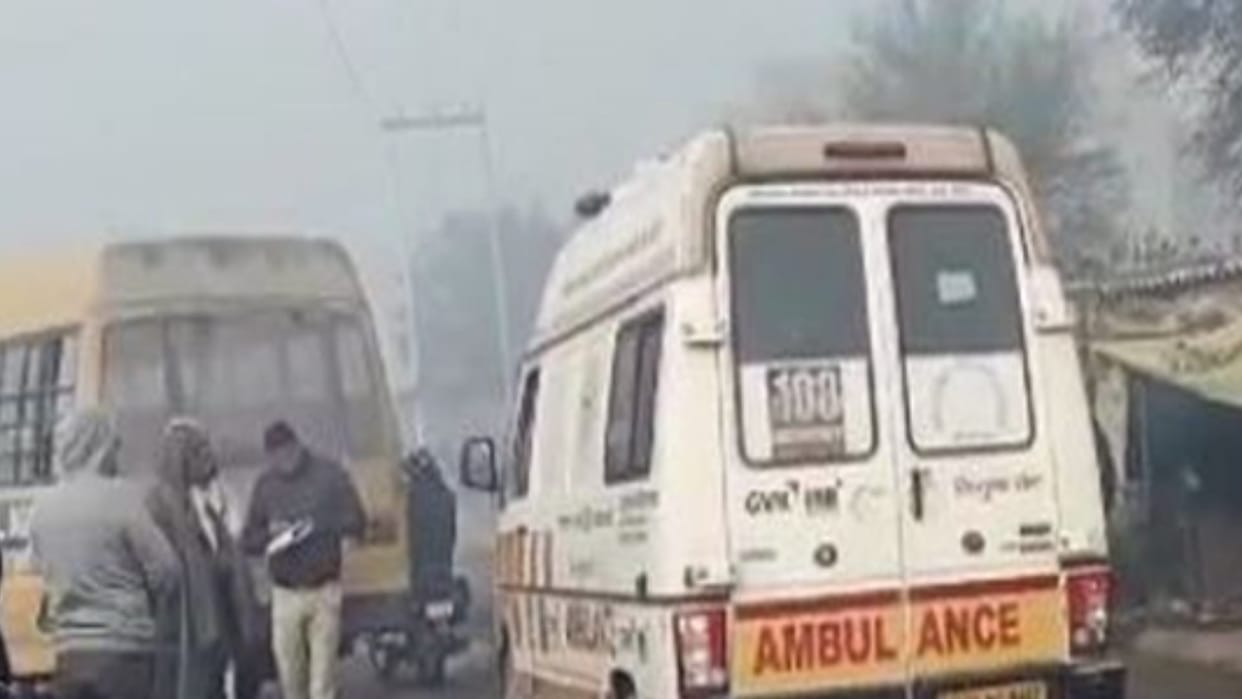UP News: shameless case in Saharanpur ambulance driver has left pregnant lady on-road newborn baby has died.