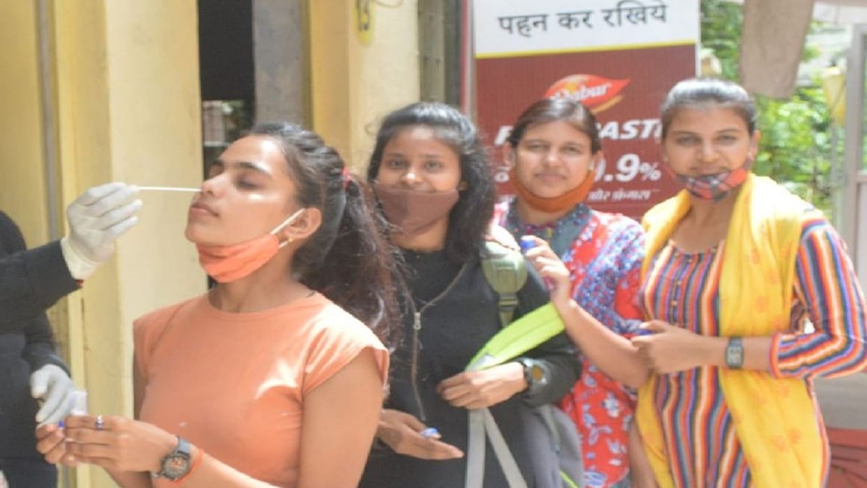 Corona news 445 new cases of corona found in Delhi and 479 infected cured