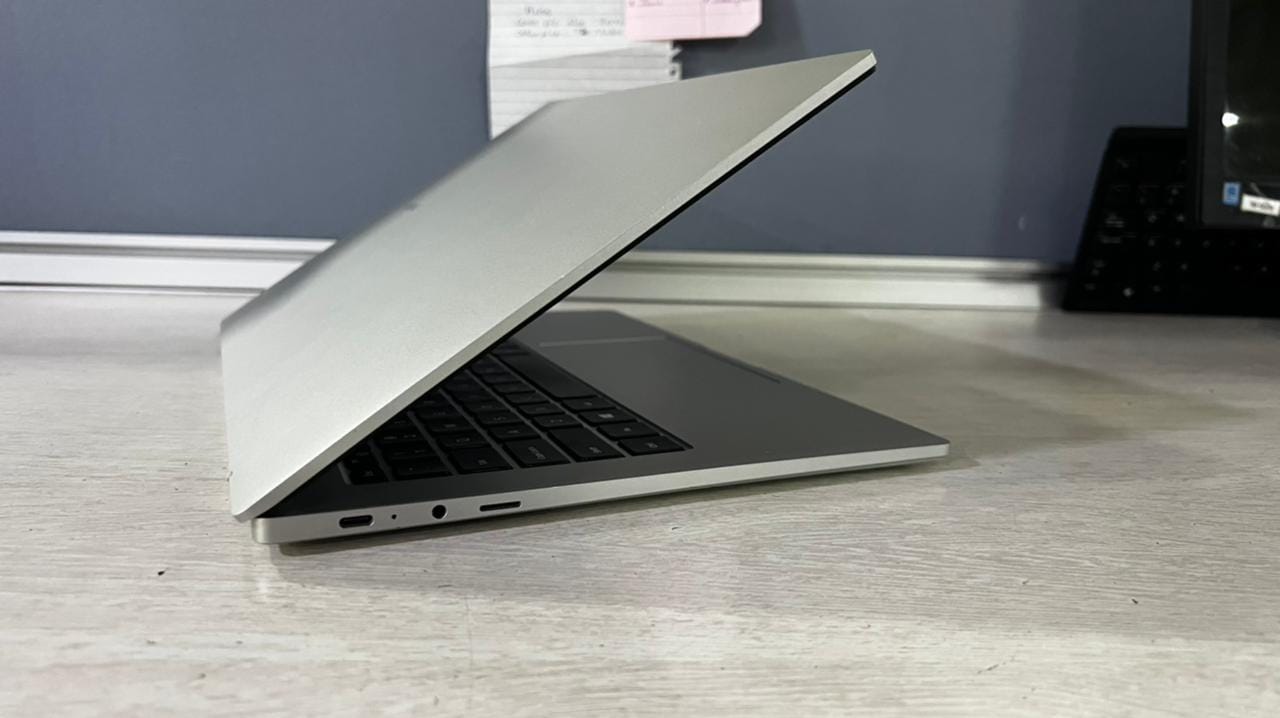 Samsung Galaxy Book Go Review