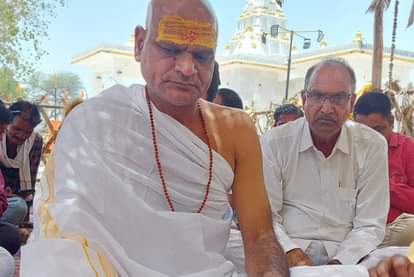 शेख जफर बन गए चैतन्य सिंह राजपूत